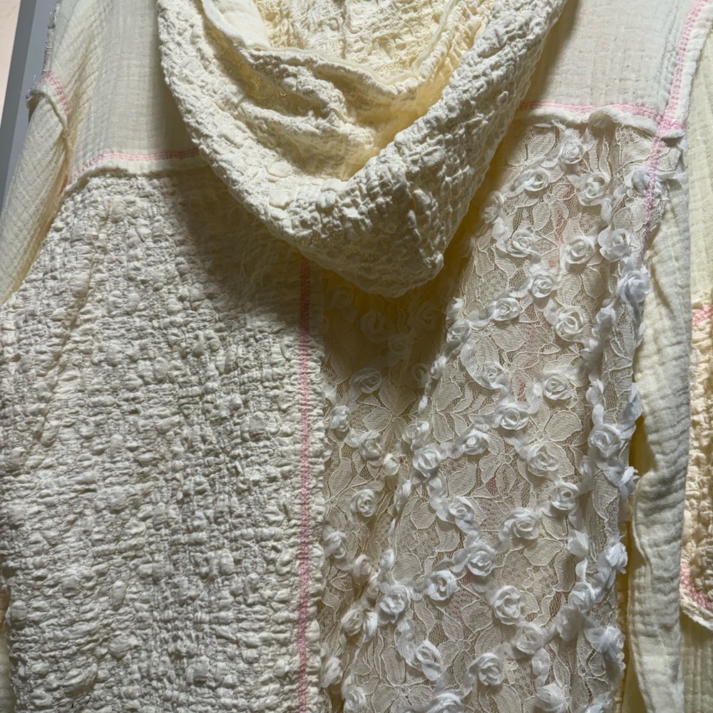 Pol Button Down Size Large - image 5